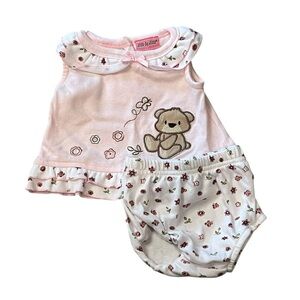 Little by little 3-6 month Pink and White Baby Outfit